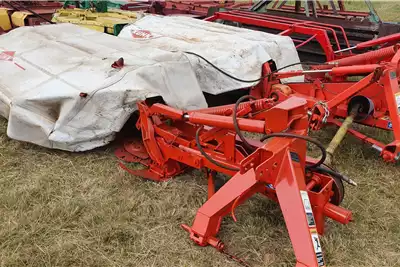 Kuhn Haymaking and silage Disc mowers Gmd 600 6 disc 6 tol 2010 for sale by Sturgess Agriculture | AgriMag Marketplace