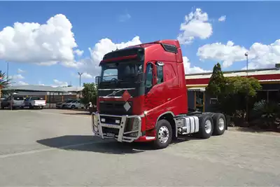 Truck Tractors VOLVO FH 480 (4) GLOBETROTTER #6606 2016