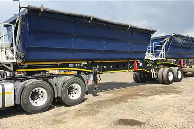 Trailers AFRIT 45 CUBE SIDE TIPPER 2017