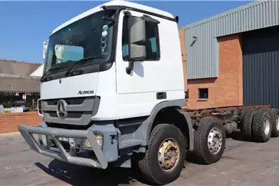 Chassis Cab Trucks Actros 4144K/51 8x4 2015