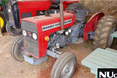 Tractors MASSEY FERGUSON MF240 240 TRACTOR 5348H