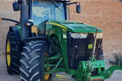 Tractors John Deere 8245 R 2017