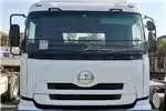 Truck Tractors NISSAN UD 460 HORSE  2010