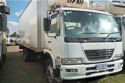 Refrigerated Trucks Nissan UD 90 - 8 TON FRIDGE UNIT FOR SALE 2015