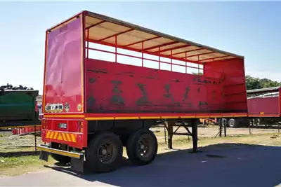 Henred Trailers Curtain side 8.4m Double Axle 1983 for sale by Edan Traders | AgriMag Marketplace