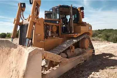 Dozers D8R 2010