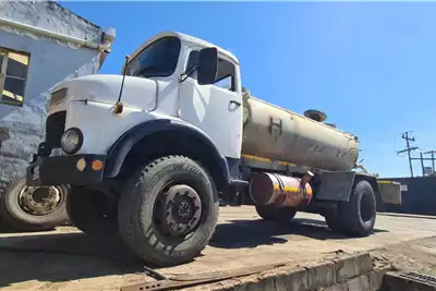 Mercedes Benz Tanker trucks Mercedes Benz 1517 4x4   6000lt water tanker (ADE3 for sale by Ocean Used Spares KZN | Truck & Trailer Marketplace