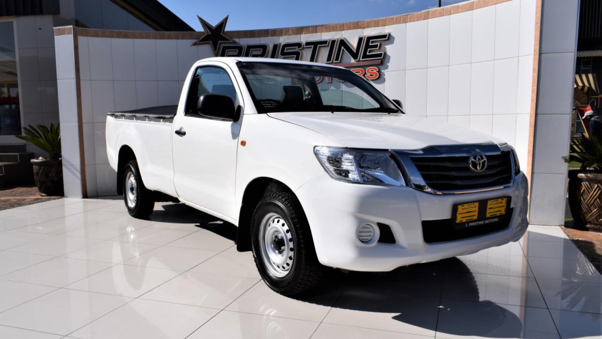 Toyota LDVs & panel vans Hilux 2.5D 4D Single Cab 2012 for sale by Pristine Motors Trucks | Truck & Trailer Marketplaces