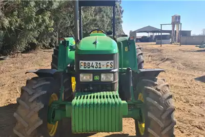 Tractors John Deere 6100D 2011