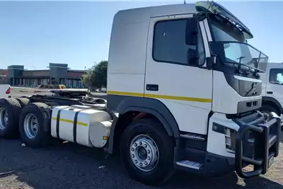 Truck FMX440 6X4 2019