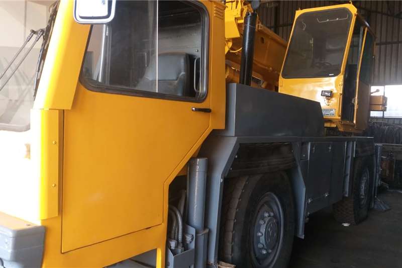 [application] Cranes in South Africa on Truck & Trailer Marketplace