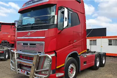 Truck Tractors VOLVO FH480 GLOBETROTTERS 2016