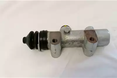 Iveco Truck spares and parts Clutches and pedals Clutch Master Cylinder Iveco (04853408) for sale by Sino Plant | AgriMag Marketplace