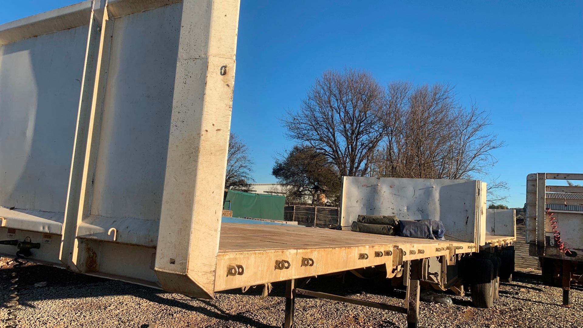 SA Truck Bodies Trailers Flat deck SUPER LINK FLAT DECK 2005 for sale by Pomona Road Truck Sales | Truck & Trailer Marketplaces