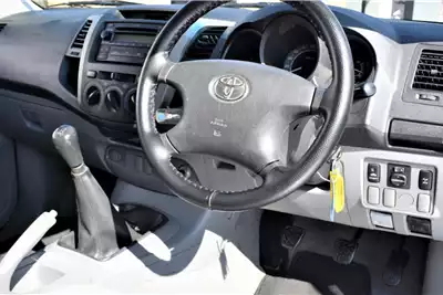 Toyota LDVs & panel vans Hilux 2.7 VVTi Raider Raised Body Single Cab 2006 for sale by Pristine Motors Trucks | Truck & Trailer Marketplaces