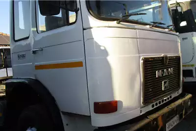 Truck 30-380 MAN F80 1984