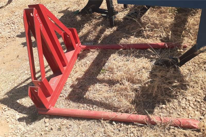 Haymaking and silage Bale handlers Baalvurk / Bale Loader Short New for sale by Private Seller | AgriMag Marketplace