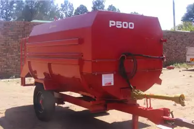 Agricultural Trailers DROTSKY P500 PADDLE-AUGER MIXER WAGON