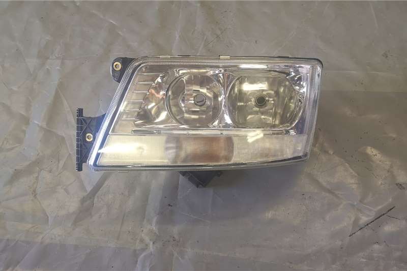 MAN Truck spares and parts Truck lights MAN TGX Left Side Head Light for sale by Middle East Truck and Trailer   | AgriMag Marketplace