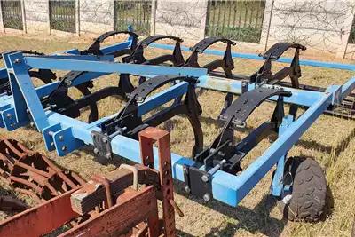Other Tillage equipment Rippers Tuffy 9 Tine Chissel Plough for sale by Sturgess Agriculture | AgriMag Marketplace