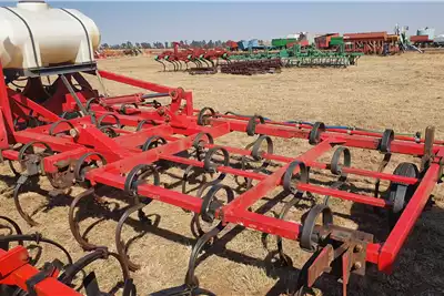 Other Tillage equipment Cultivators KG 9.4m Seedbed preperator for sale by Sturgess Agricultural | AgriMag Marketplace