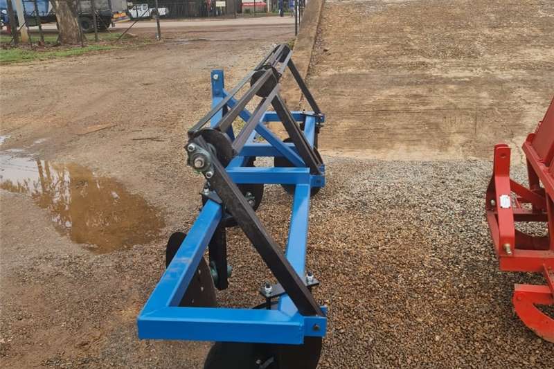 Other Double Row 4 Disc Ridger with Roller / Walblok met for sale by Private Seller | AgriMag Marketplace