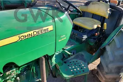 Tractors John Deere 5303 2014