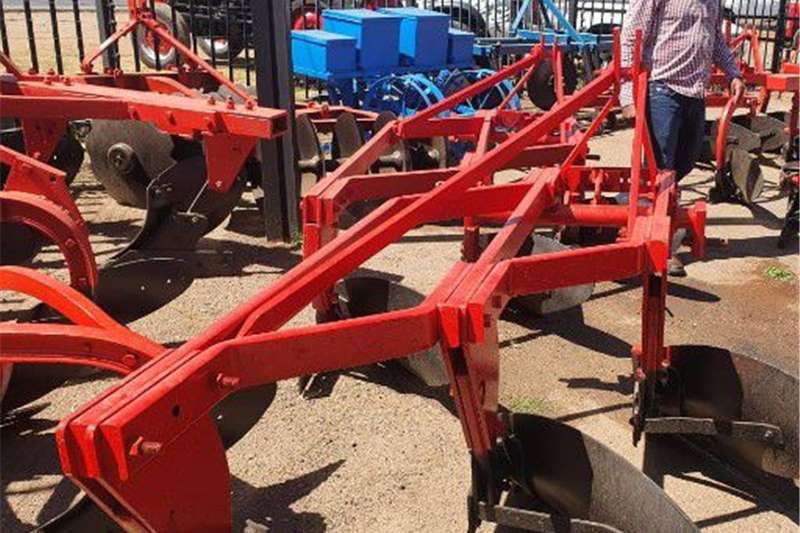 Tillage equipment Ploughs 3 Skaar Mouldboard Plough for sale by | AgriMag Marketplace