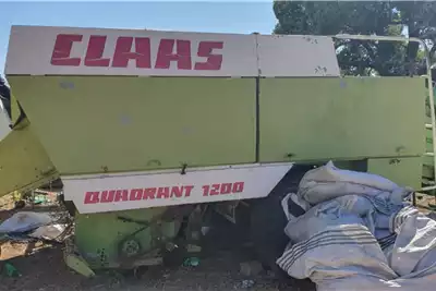 Harvesting Equipment CLAAS QUADRANT 1200 BALER