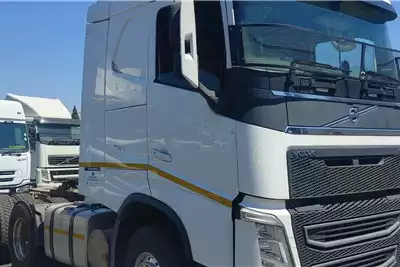 Truck Tractors Volvo Fh440 2018
