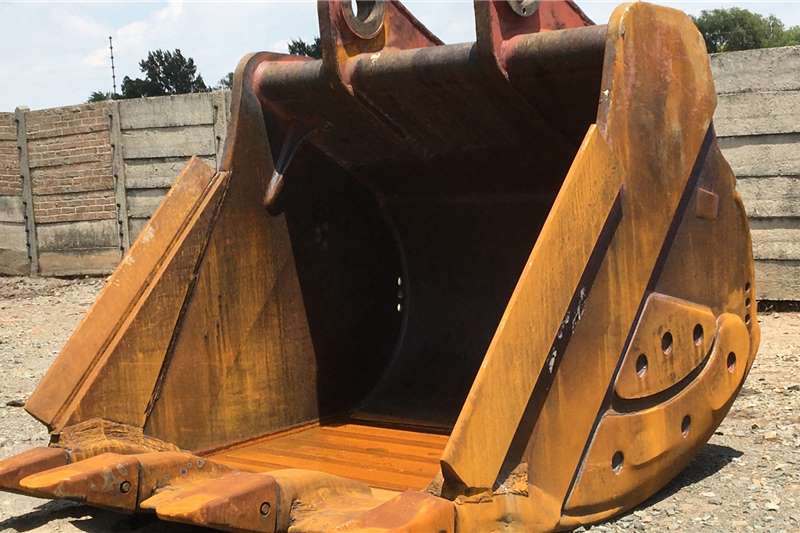 Caterpillar Machinery spares Machinery for stripping CAT 390D / F Ready to work Bucket for sale by Dura Parts PTY Ltd | AgriMag Marketplace