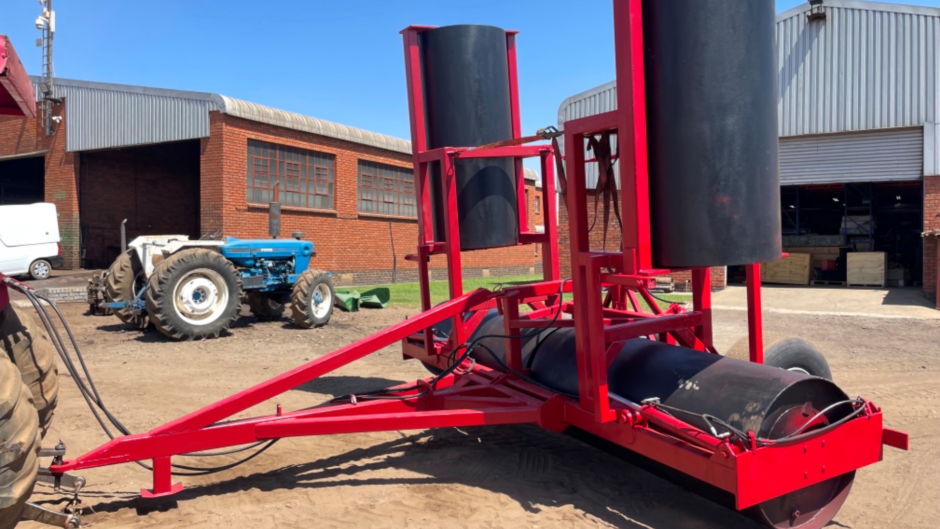 Other Planting and seeding equipment Air carts 9m landroller with transport wheels Hydraulic fold for sale by Discount Implements | AgriMag Marketplace