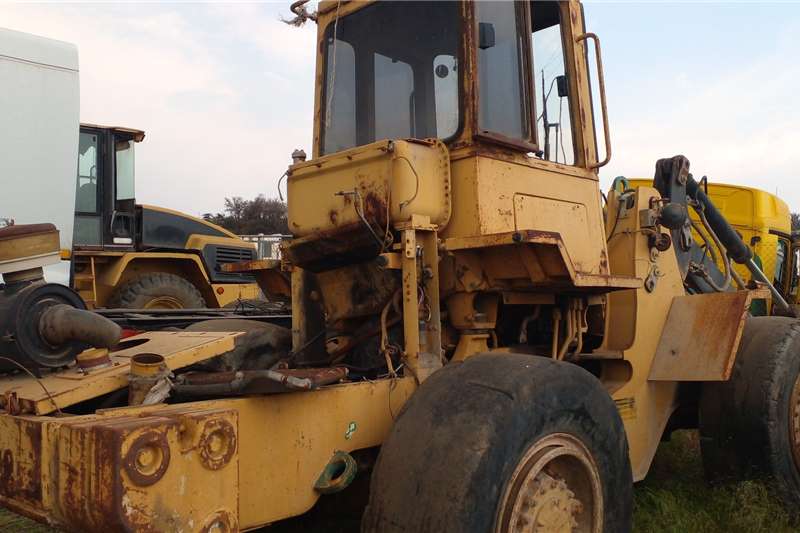 CAT Loaders IT18B