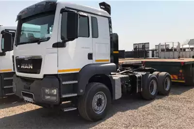 Truck Tractors TGS 33.440 6x4 T/T 2015