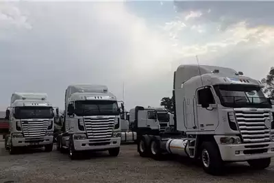 Freightliner Truck tractors Double axle ISX 500 2013 for sale by NN Truck Sales | AgriMag Marketplace