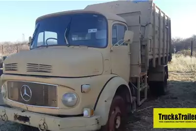Truck 1113 Bullnose 4x2 Military Refuse Truck