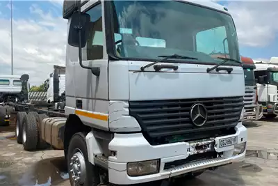 Chassis Cab Trucks 33:31 Mercedes Benz Actros 2001