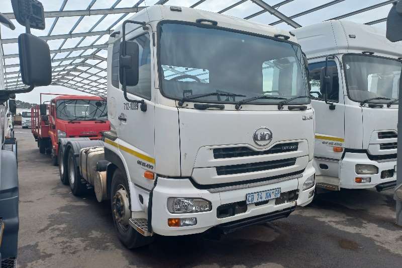 UD Truck tractors Double axle Quon GW 26.490 2012