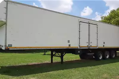 Box trailer 3-Axle Volume Trailer 15 meter double racking rais