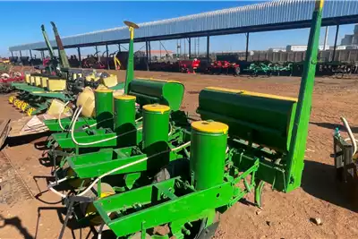 John Deere Planting and seeding equipment Drawn planters John Deere 4 Row Planter for sale by Discount Implements | AgriMag Marketplace