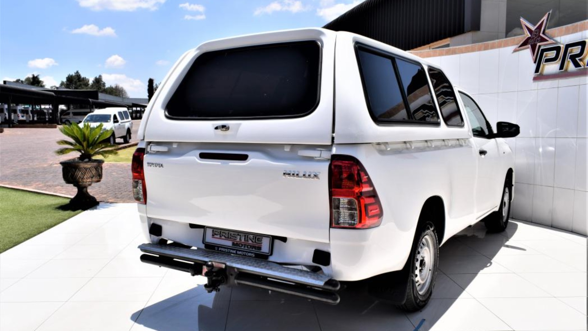 Toyota LDVs & panel vans Hilux 2.0 VVTi S Single Cab 2016 for sale by Pristine Motors Trucks | Truck & Trailer Marketplaces