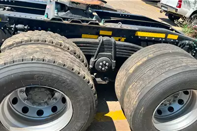 Truck Tractors TGS 27-480 2019