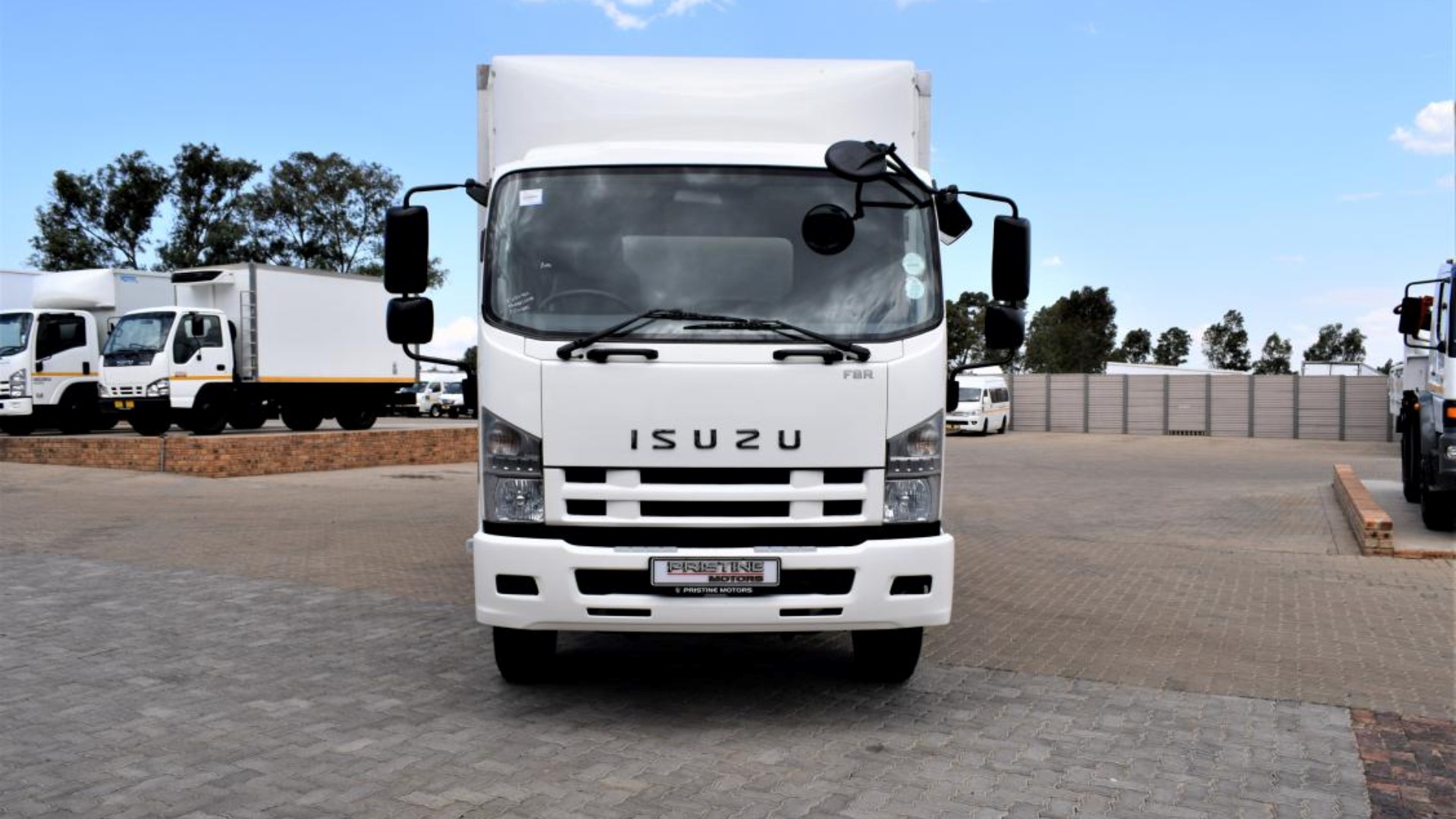 Isuzu Truck F Series FSR 800 Auto Isolated Body 2015 for sale by Pristine Motors Trucks | Truck & Trailer Marketplaces