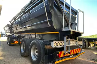 Trailers SA Truck Bodies 45 Cube Side Tipper Interlink 2018
