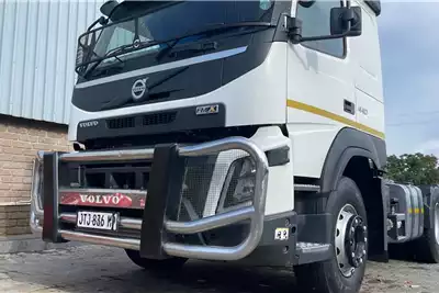 Truck Tractors Volvo FMX440 V4 6x4 Truck Tractor 2019