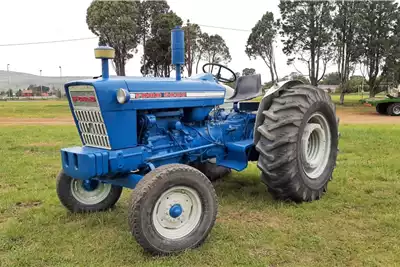 Tractors Ford 5000 Tractor