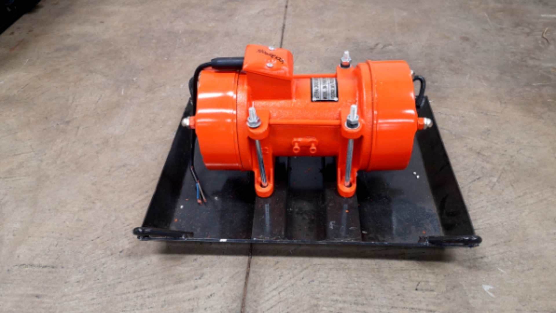 New 2022 External Vibrator 380V for sale in Gauteng by Sino Plant | R 2,495
