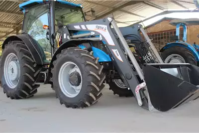 Tractors 5H110 with Sigma loader