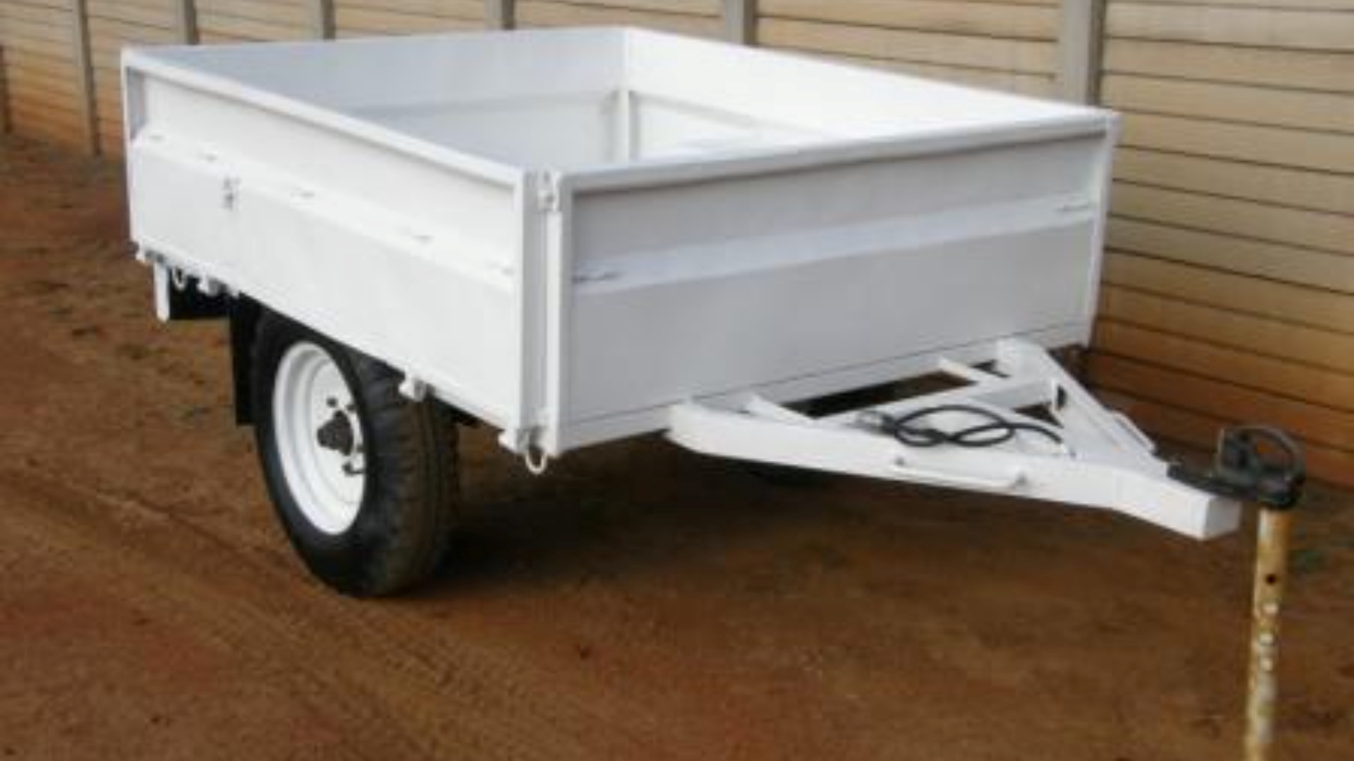 Custom Trailers 1 Ton Trailer with white sides for sale by Sino Plant | Truck & Trailer Marketplaces