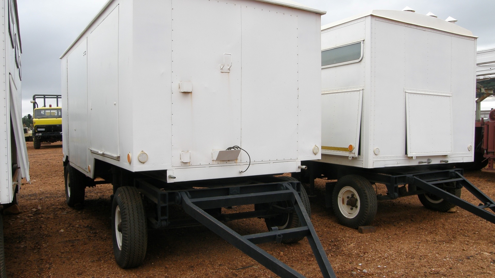Custom Trailers 2 axle shower unit trailer for sale by Sino Plant | Truck & Trailer Marketplaces